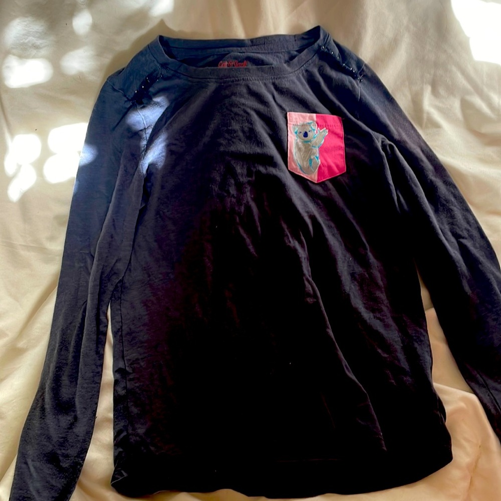 Along sleeve shirt
